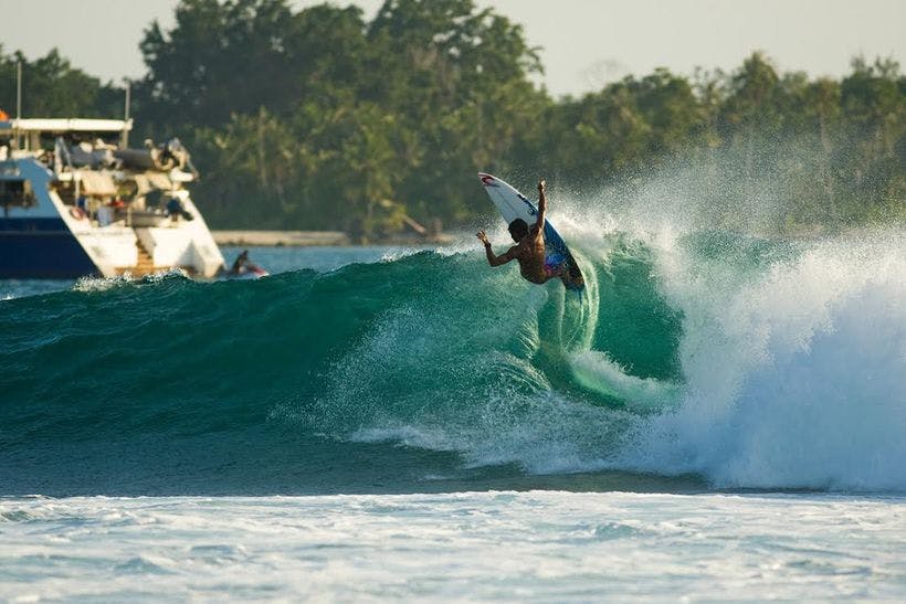 Me, Myself and Surfing: Oney Anwar